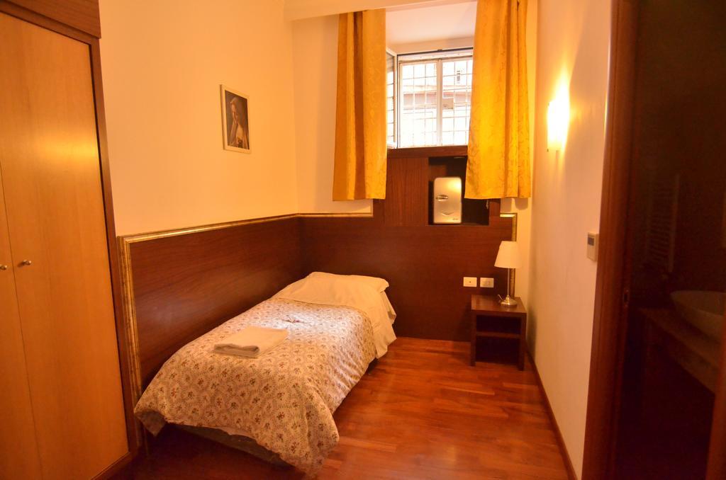Mille Fiori Roma Quarto foto